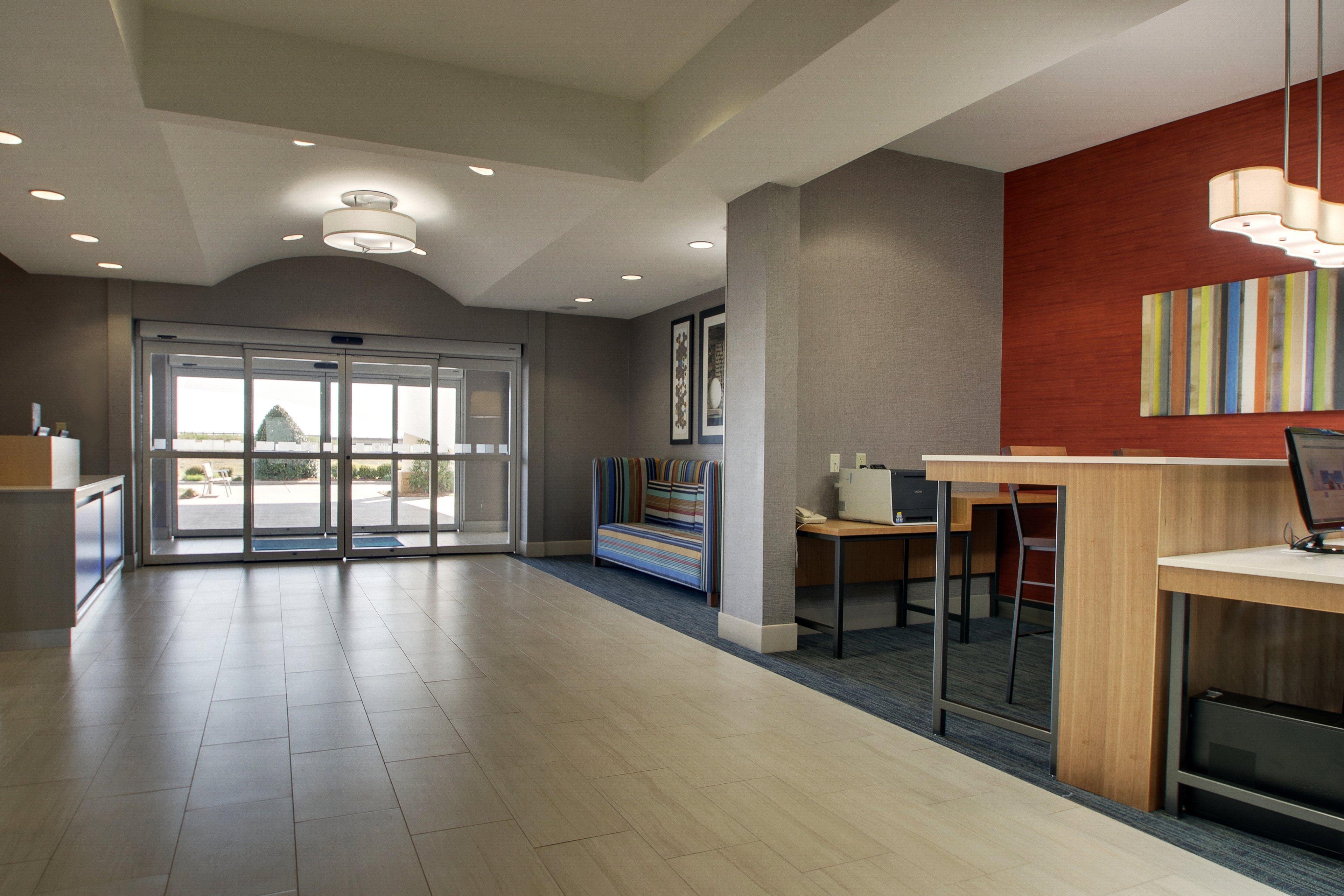 Holiday Inn Express Vernon College Area Highway 287 By Ihg Esterno foto